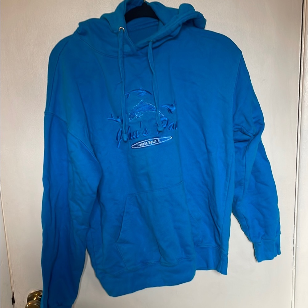 Blue Hoodie. John’s Pass, Madeira Beach, Fl. Medium. Some pilling. Nice
